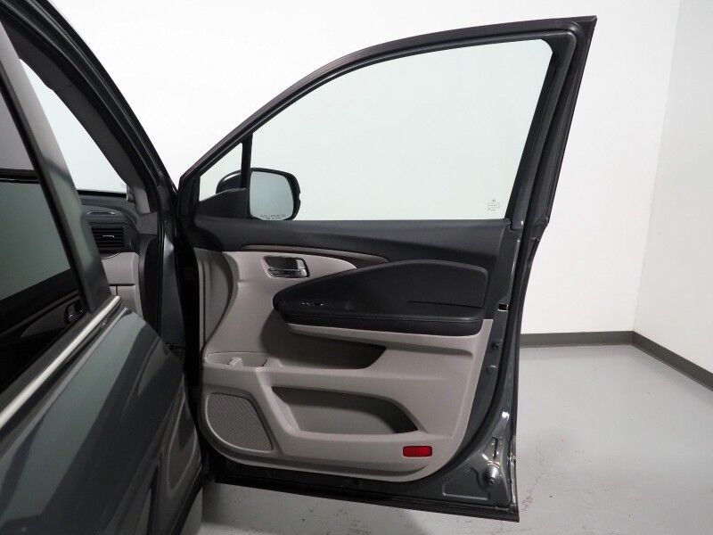 2019 Honda Ridgeline RTL-T *NAVIGATION, BACKUP-CAMERA, COLOR TOUCHSCREEN, MOONROOF, LEATHER, HEATED SEATS, REMOTE START, KEYLESS ENTRY, ALLOY WHEELS, ANDROID & APPLE Round Rock TX