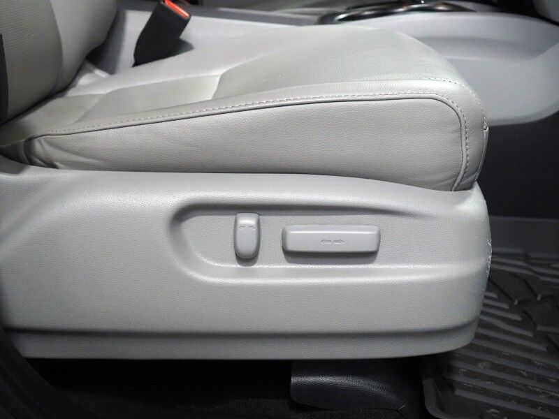 2019 Honda Ridgeline RTL-T *NAVIGATION, BACKUP-CAMERA, COLOR TOUCHSCREEN, MOONROOF, LEATHER, HEATED SEATS, REMOTE START, KEYLESS ENTRY, ALLOY WHEELS, ANDROID & APPLE Round Rock TX