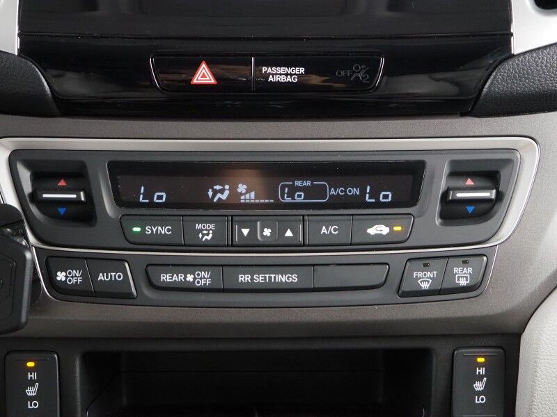 2019 Honda Ridgeline RTL-T *NAVIGATION, BACKUP-CAMERA, COLOR TOUCHSCREEN, MOONROOF, LEATHER, HEATED SEATS, REMOTE START, KEYLESS ENTRY, ALLOY WHEELS, ANDROID & APPLE Round Rock TX