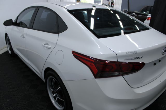 2019 Hyundai Accent SE photo 6