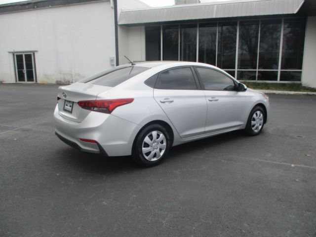 2019 Hyundai Accent SE