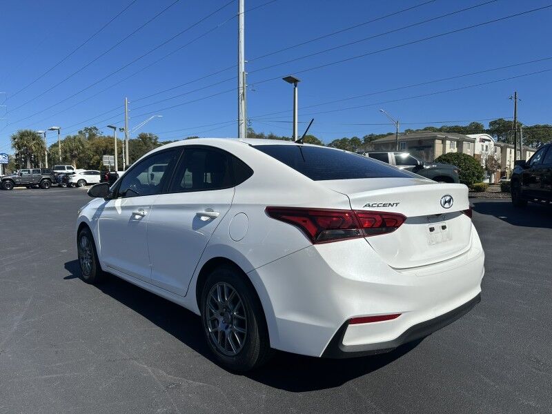 2019 Hyundai Accent SE