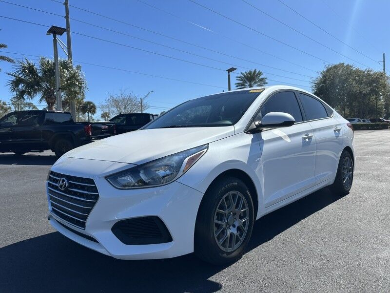 2019 Hyundai Accent SE