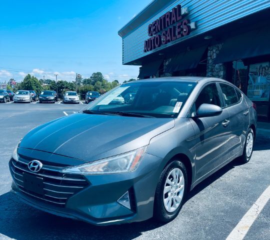 2019 Hyundai Elantra - NAM SE