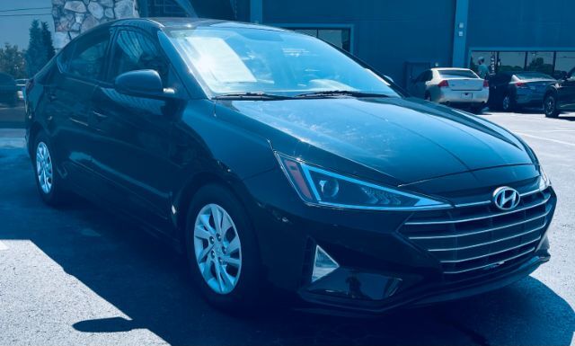 2019 Hyundai Elantra - SAR SE