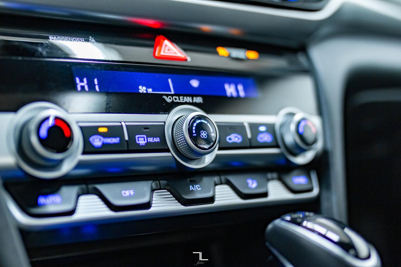 2019 Hyundai Elantra Luxury Leather Roof BCam Red Deer AB