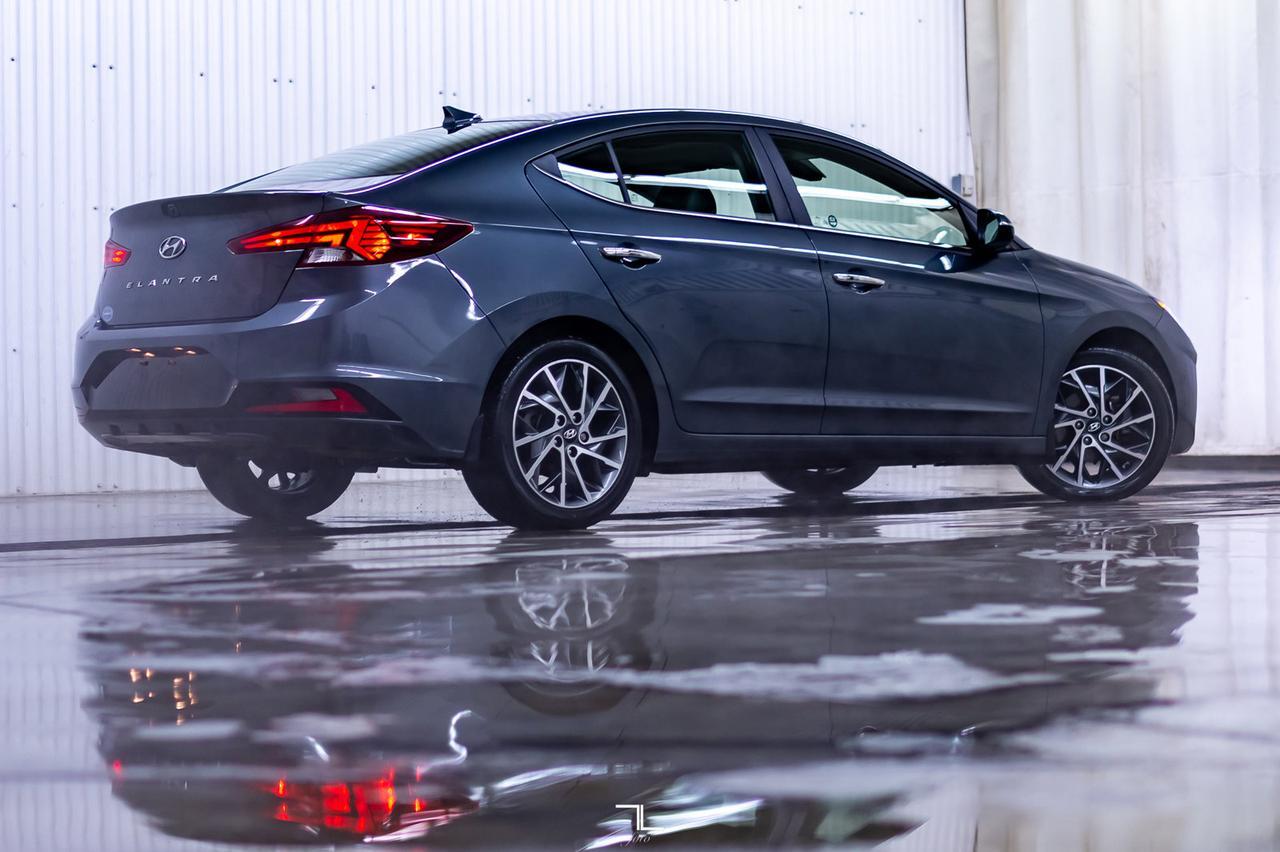 2019 Hyundai Elantra Luxury Leather Roof BCam Red Deer AB