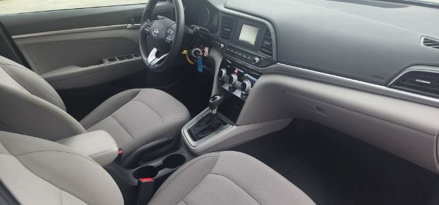 2019 Hyundai Elantra SE 6M Houston TX
