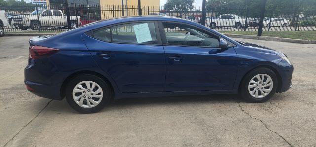 2019 Hyundai Elantra SE 6M Houston TX