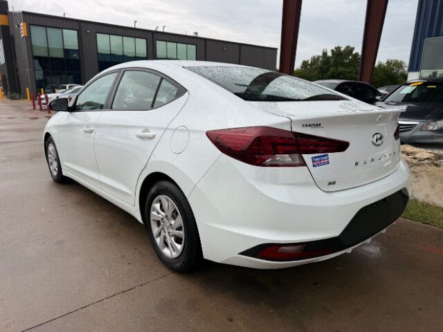 2019 Hyundai Elantra SE