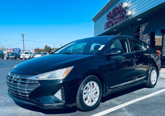 2019 Hyundai Elantra SE