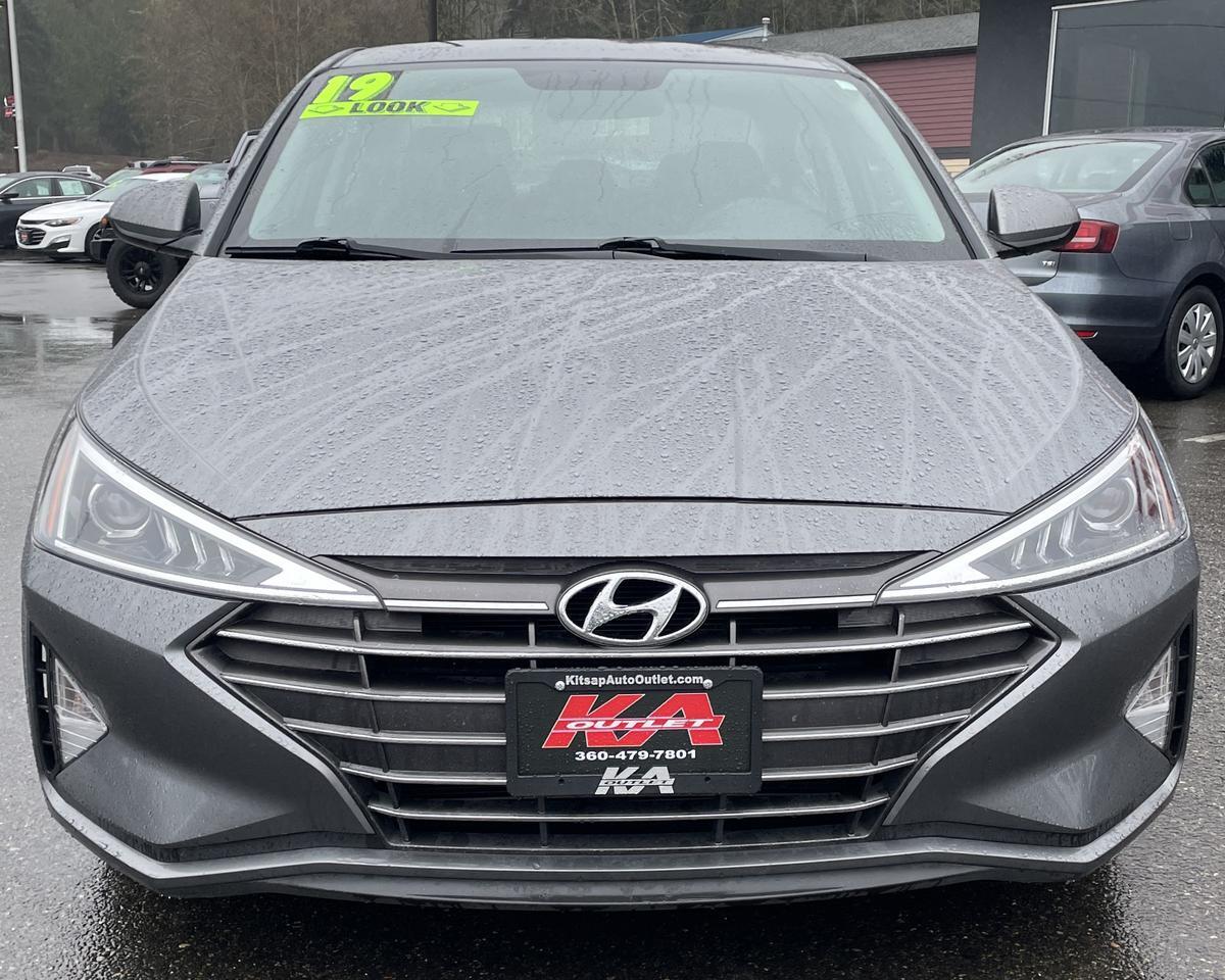 2019 Hyundai Elantra SE Sedan 4D