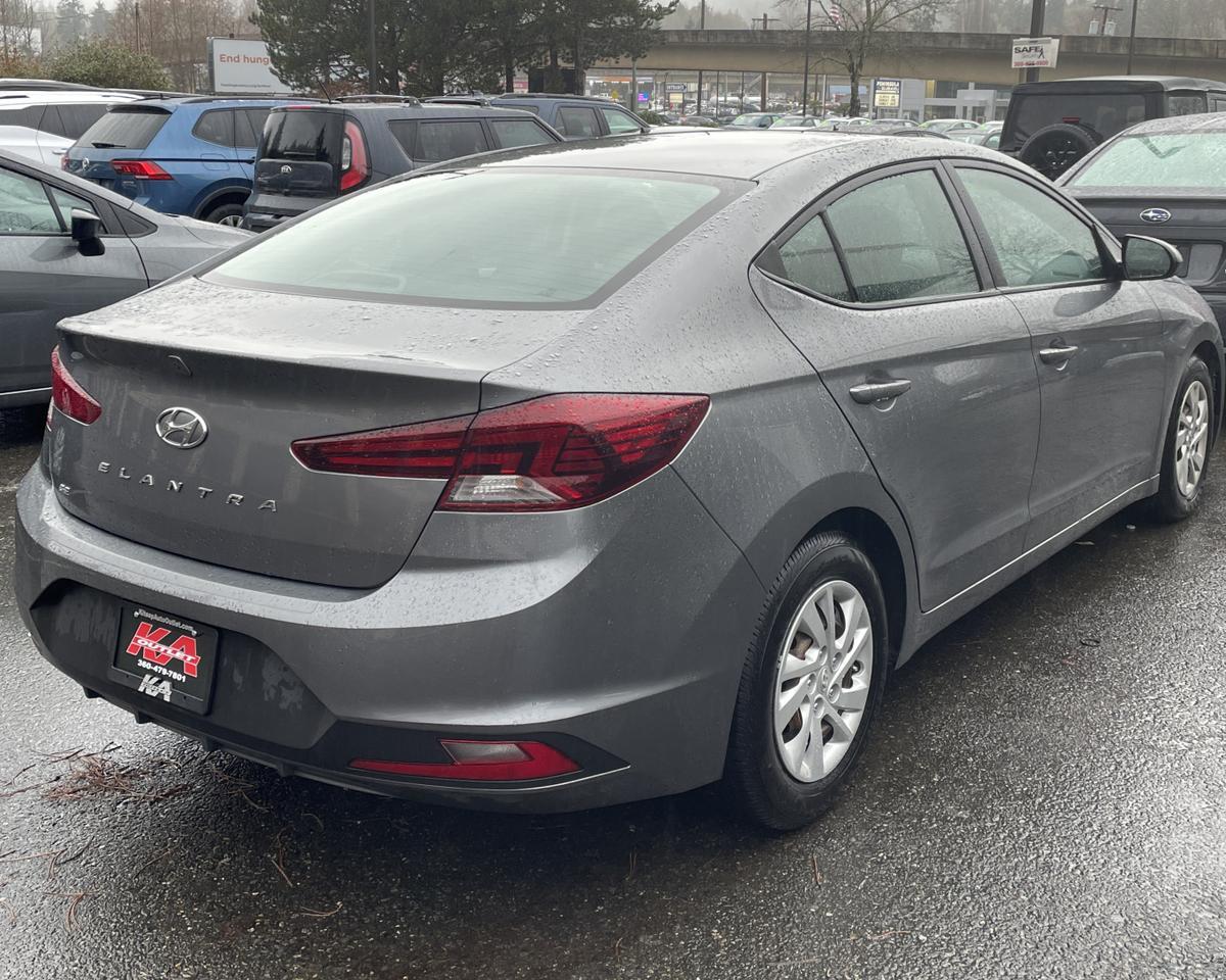 2019 Hyundai Elantra SE Sedan 4D