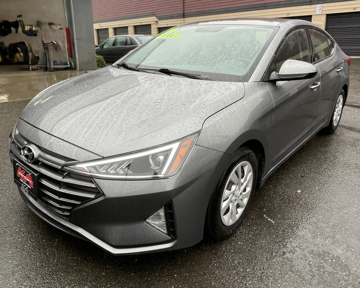 2019 Hyundai Elantra SE Sedan 4D