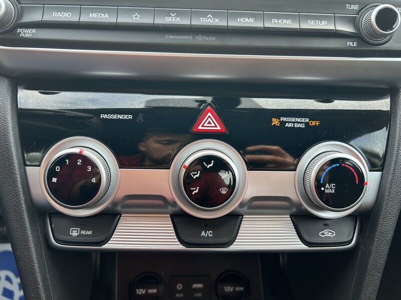 2019 Hyundai Elantra SEL - LOCAL TRADE IN - WELL MAINTAINED Webster MA