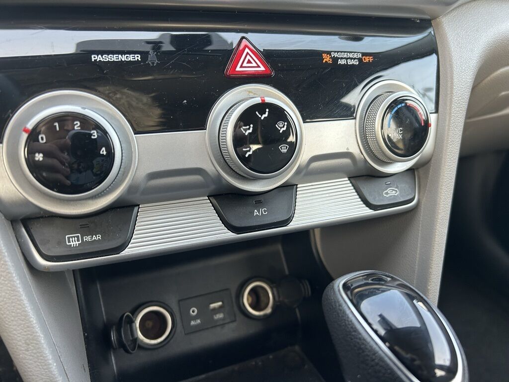 2019 Hyundai Elantra SEL Crestwood KY