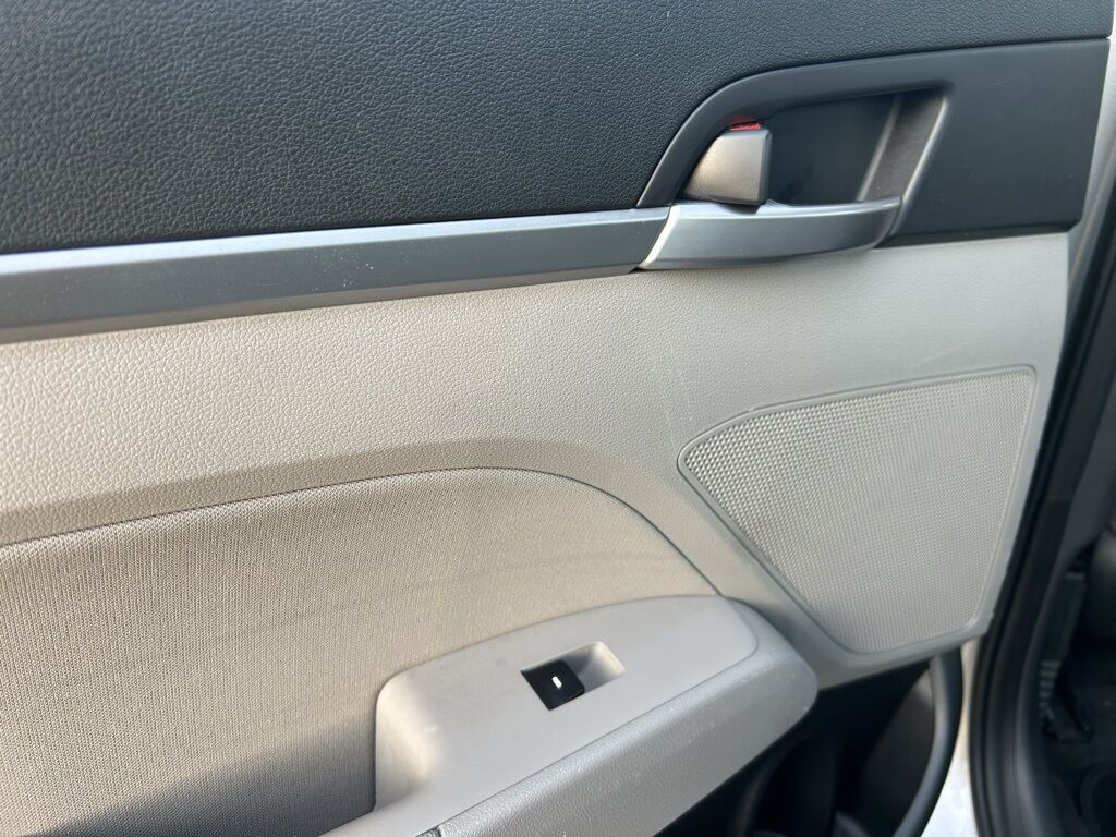 2019 Hyundai Elantra SEL Crestwood KY