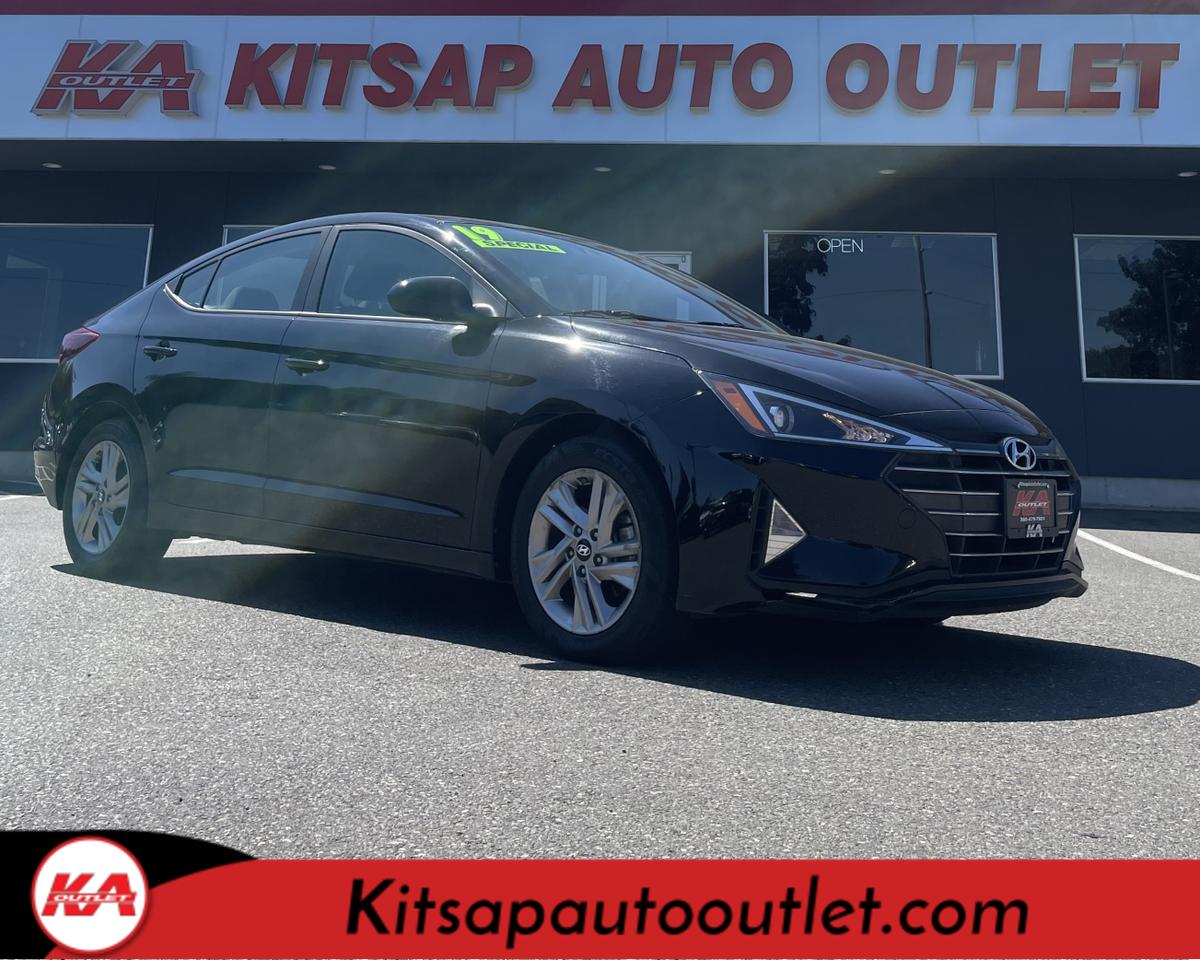 2019 Hyundai Elantra SEL Sedan 4D