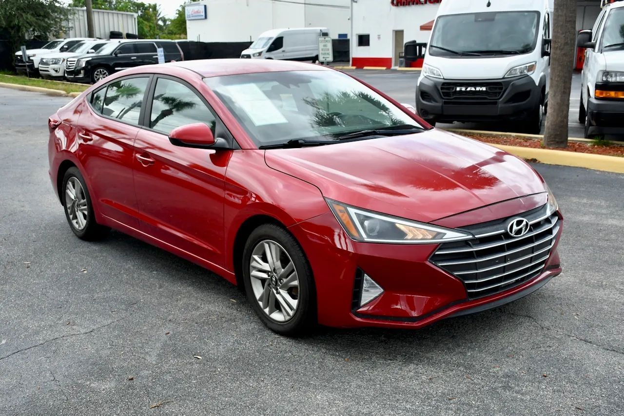 2019 Hyundai Elantra SEL Sedan 4D