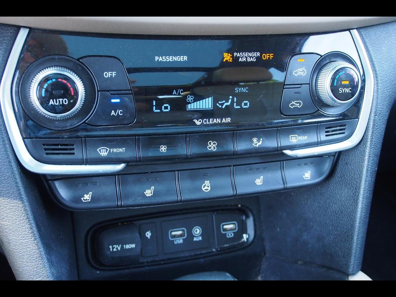 2019 Hyundai SANTA FE Ultimate 2.4L