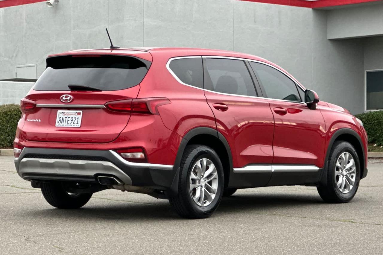2019 Hyundai Santa Fe SE