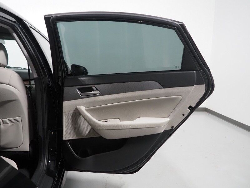 2019 Hyundai Sonata SEL *BLIND SPOT ALERT, BACKUP CAMERA, COLOR TOUCHSCREEN, HEATED SEATS/STEERING WHEEL, KEYLESS ENTRY, ALLOY WHEELS, WIRELESS CHARGING, ANDROID & APPLE Round Rock TX