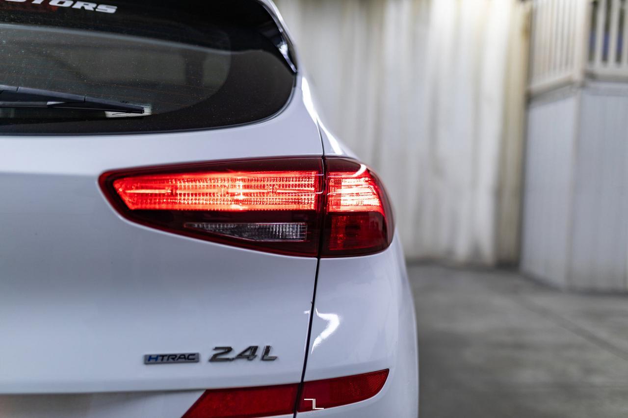 2019 Hyundai Tucson AWD Preferred Leather Roof BCam Red Deer AB