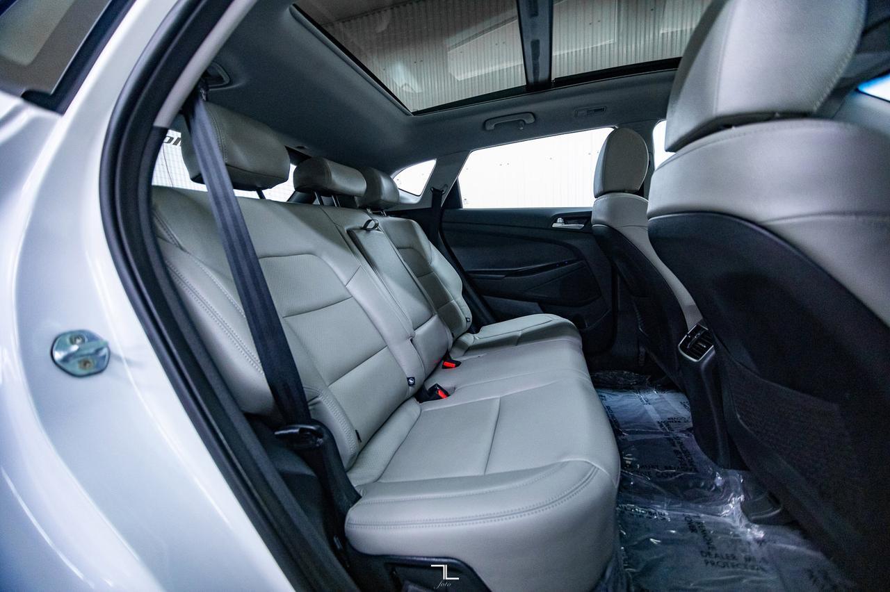 2019 Hyundai Tucson AWD Preferred Leather Roof BCam Red Deer AB