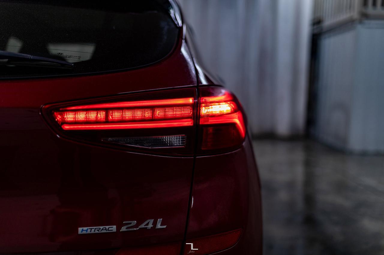 2019 Hyundai Tucson AWD Ultimate Leather Roof Nav BCam Red Deer AB