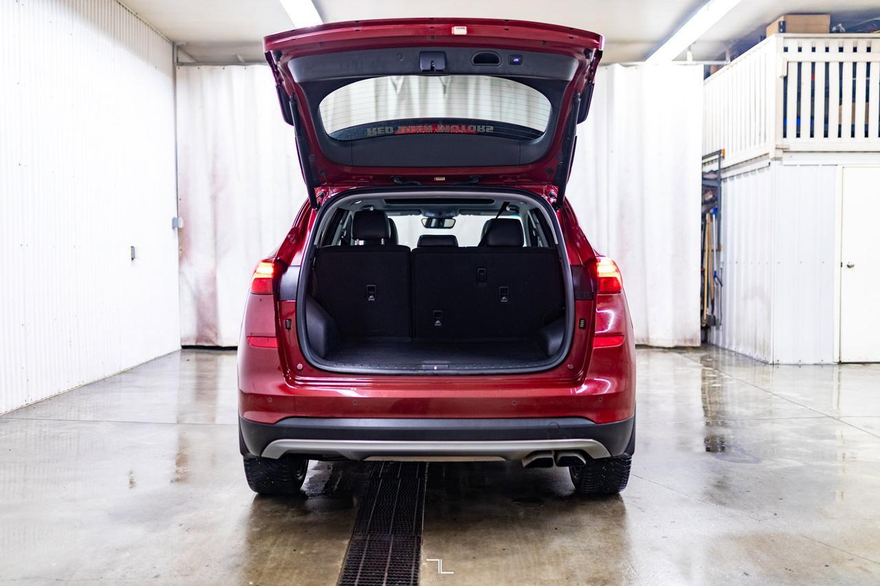 2019 Hyundai Tucson AWD Ultimate Leather Roof Nav BCam Red Deer AB