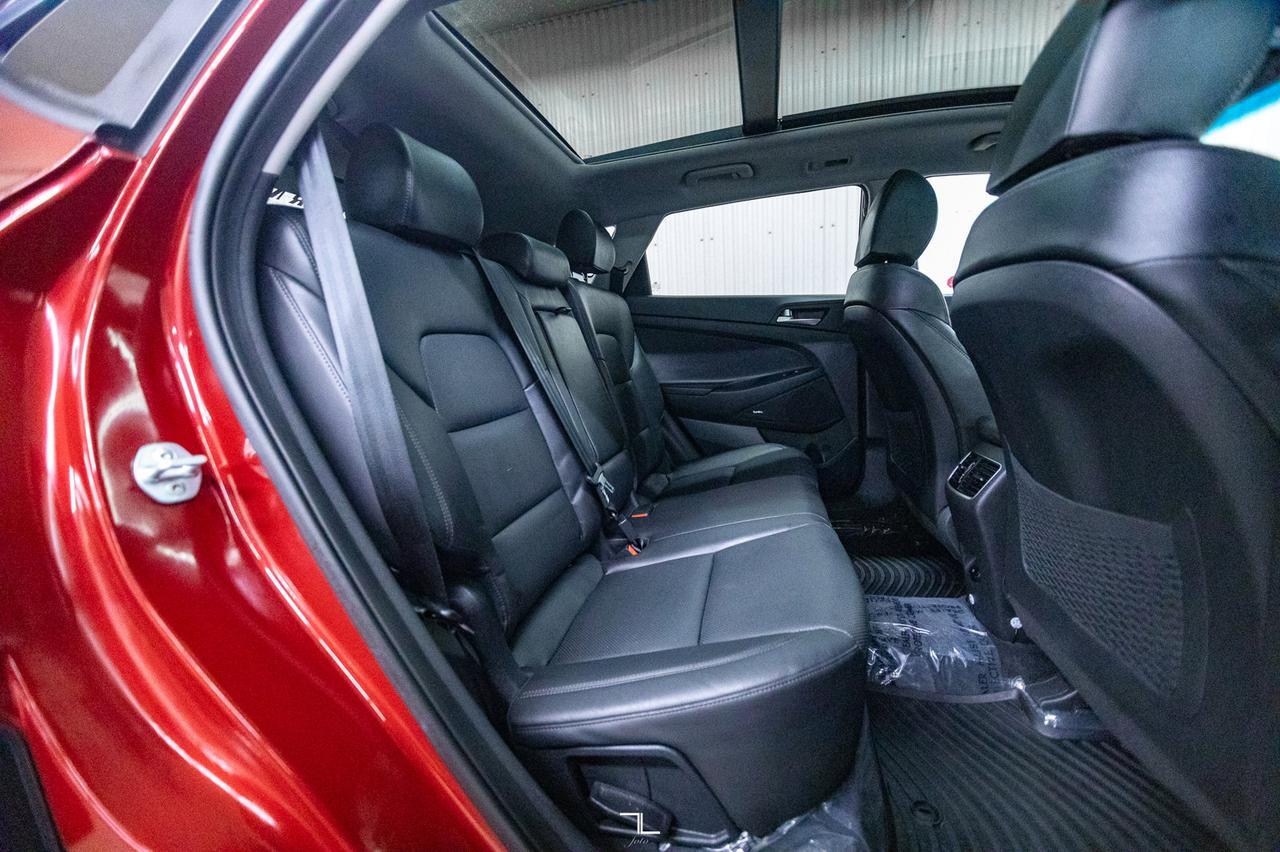 2019 Hyundai Tucson AWD Ultimate Leather Roof Nav BCam Red Deer AB