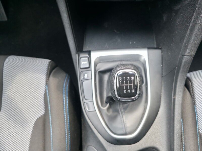 2019 Hyundai Veloster 2.0 Willow Grove PA