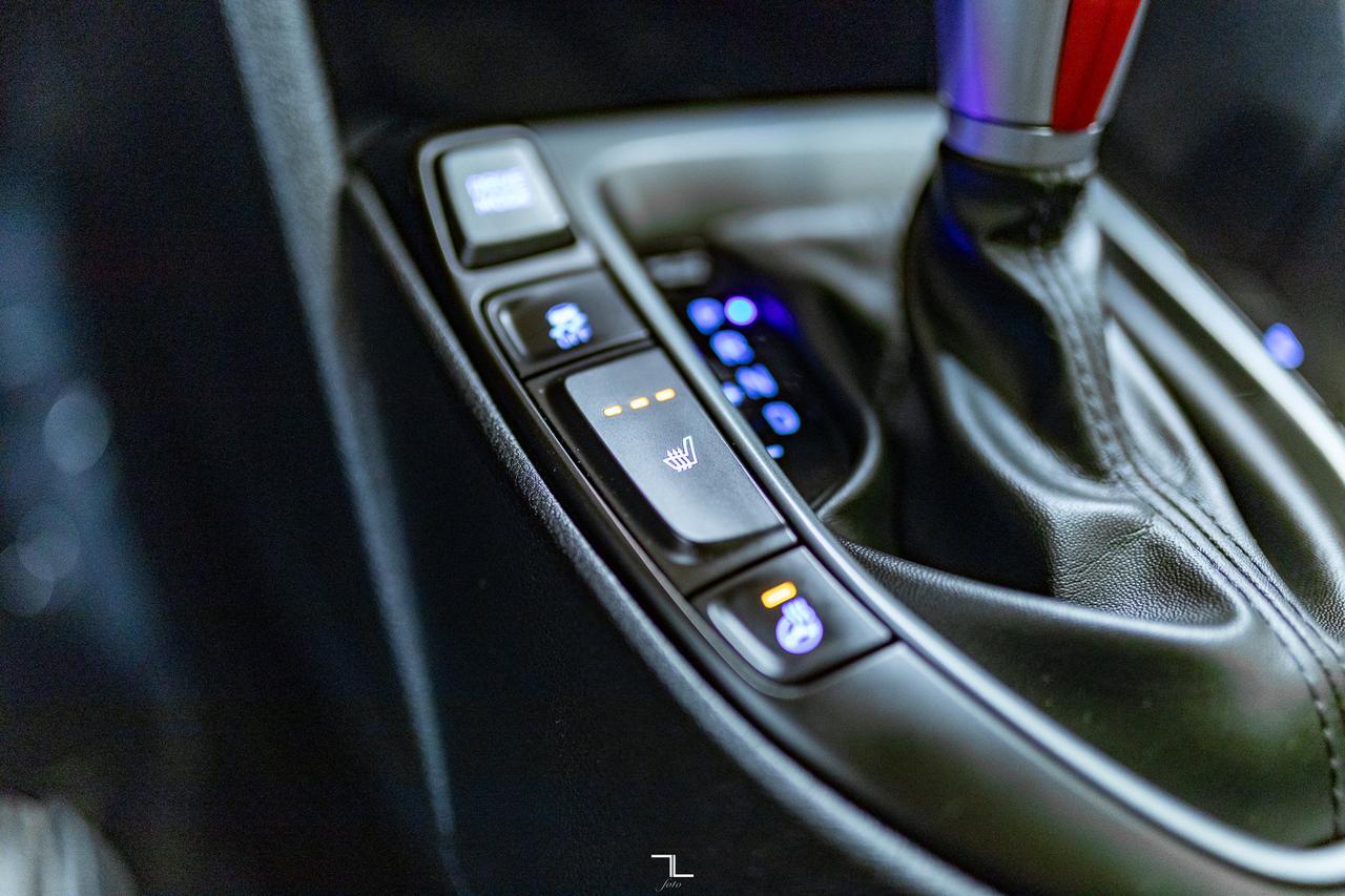 2019 Hyundai Veloster Turbo Tech Leather Roof Nav Red Deer AB