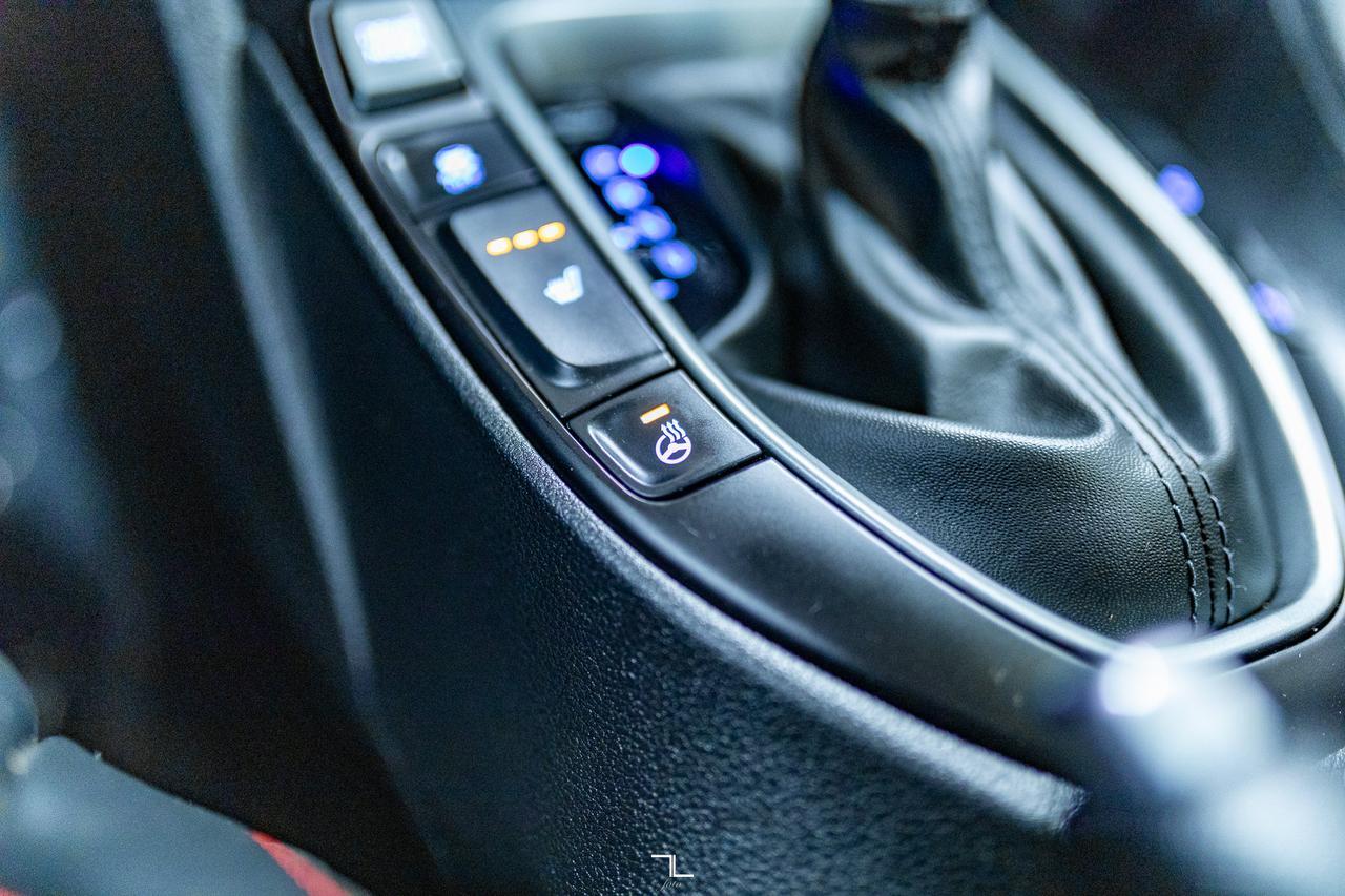 2019 Hyundai Veloster Turbo Tech Leather Roof Nav Red Deer AB