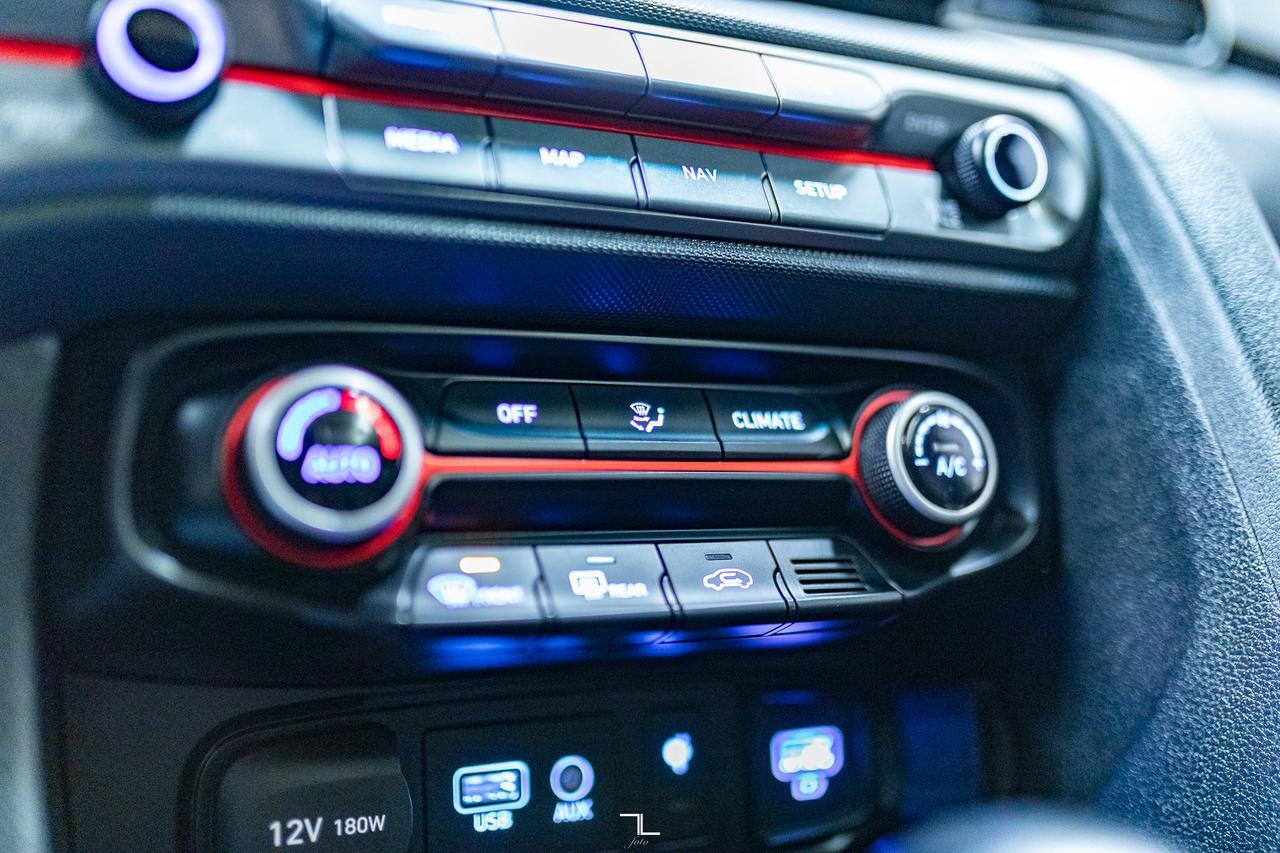 2019 Hyundai Veloster Turbo Tech Leather Roof Nav Red Deer AB