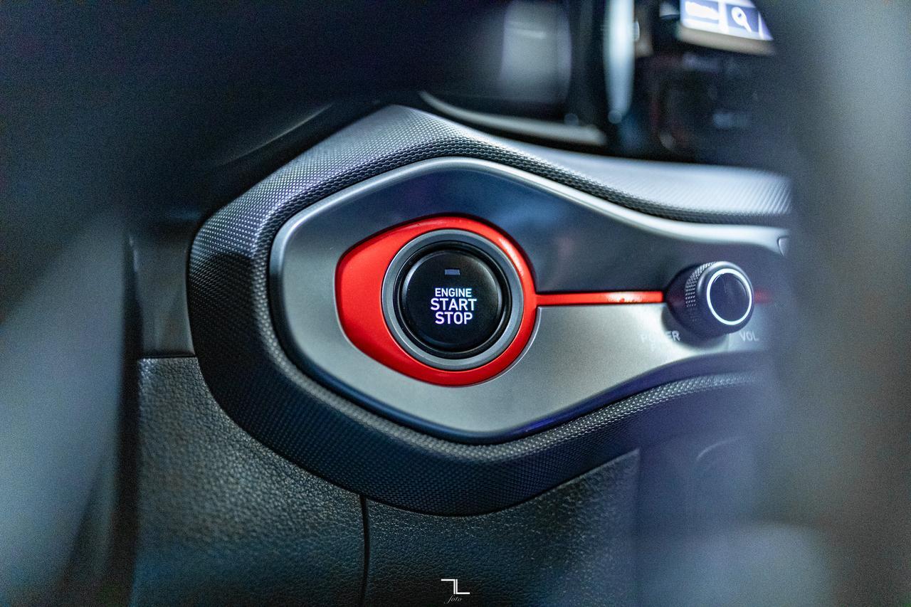 2019 Hyundai Veloster Turbo Tech Leather Roof Nav Red Deer AB