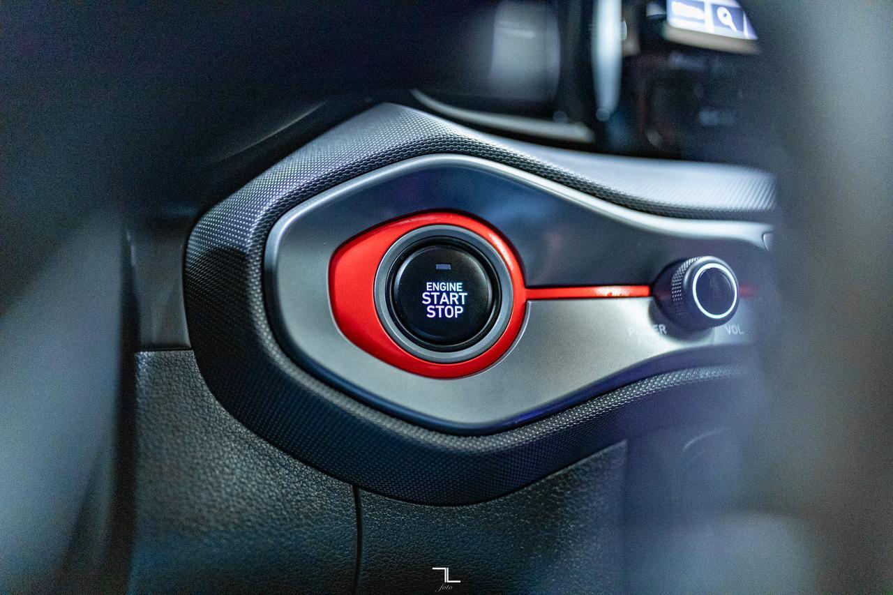 2019 Hyundai Veloster Turbo Tech Leather Roof Nav Red Deer AB