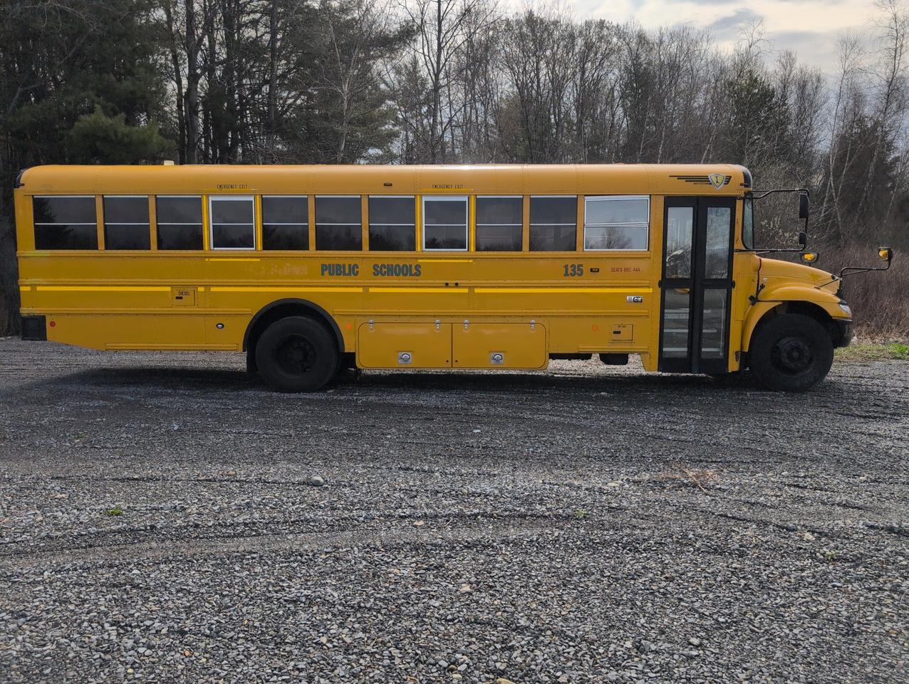 2019 IC INTERNATIONAL CE300