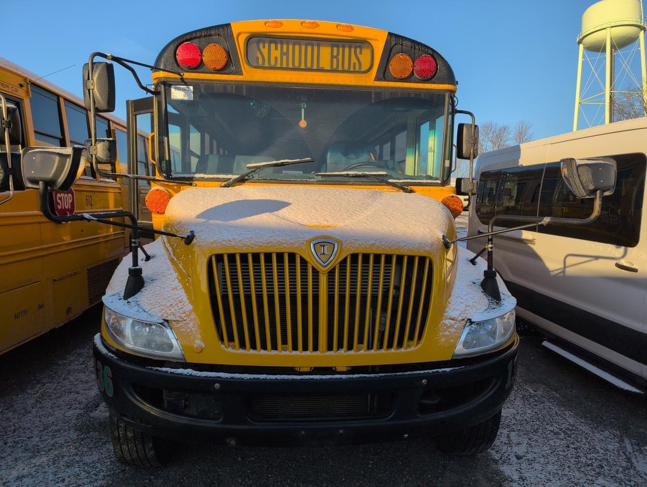 2019 IC INTERNATIONAL CE300