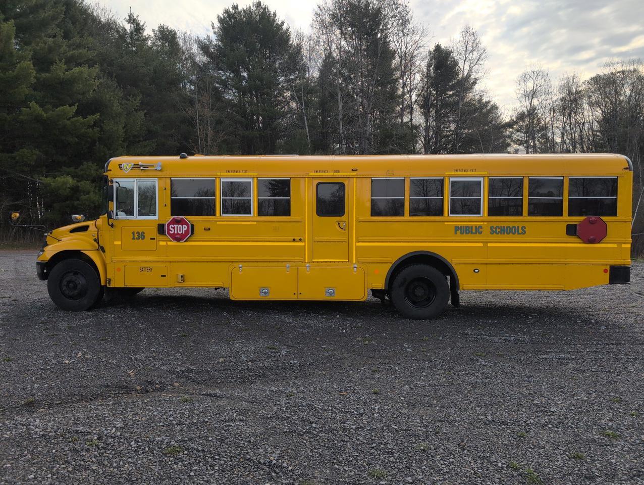 2019 IC INTERNATIONAL CE300 Johnstown NY