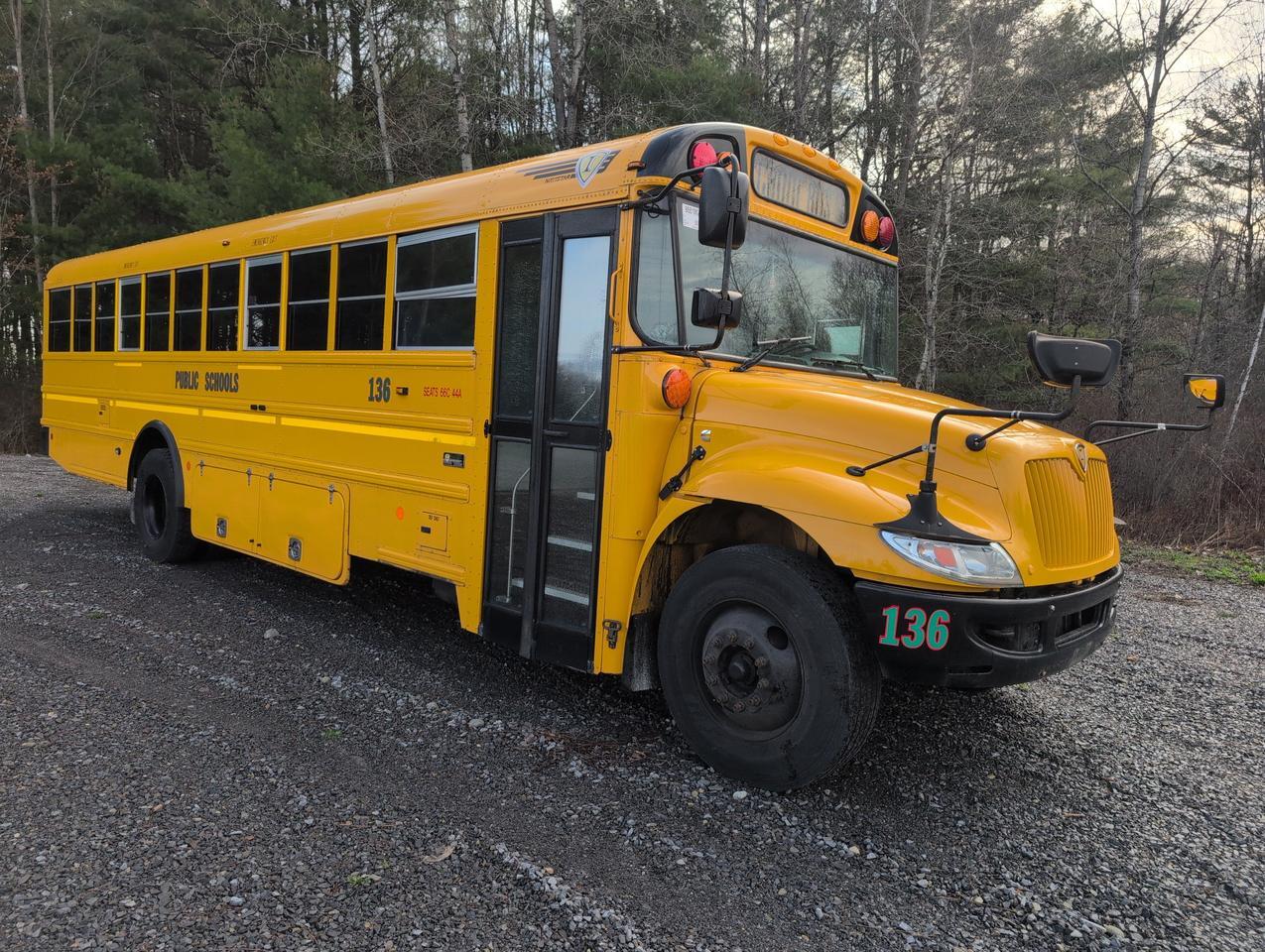 2019 IC INTERNATIONAL CE300