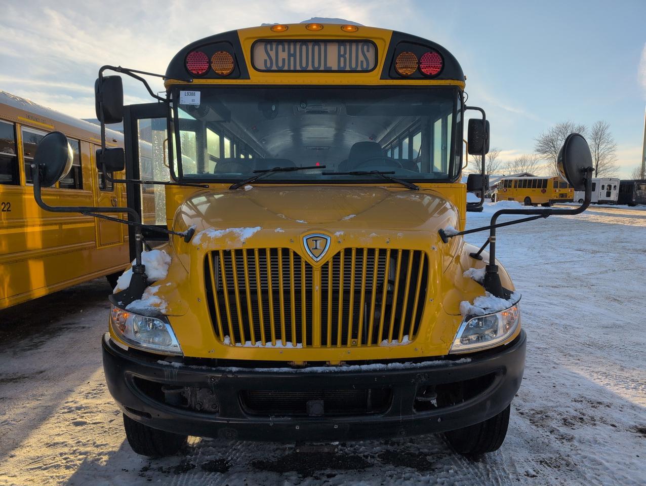 2019 IC INTERNATIONAL CE300