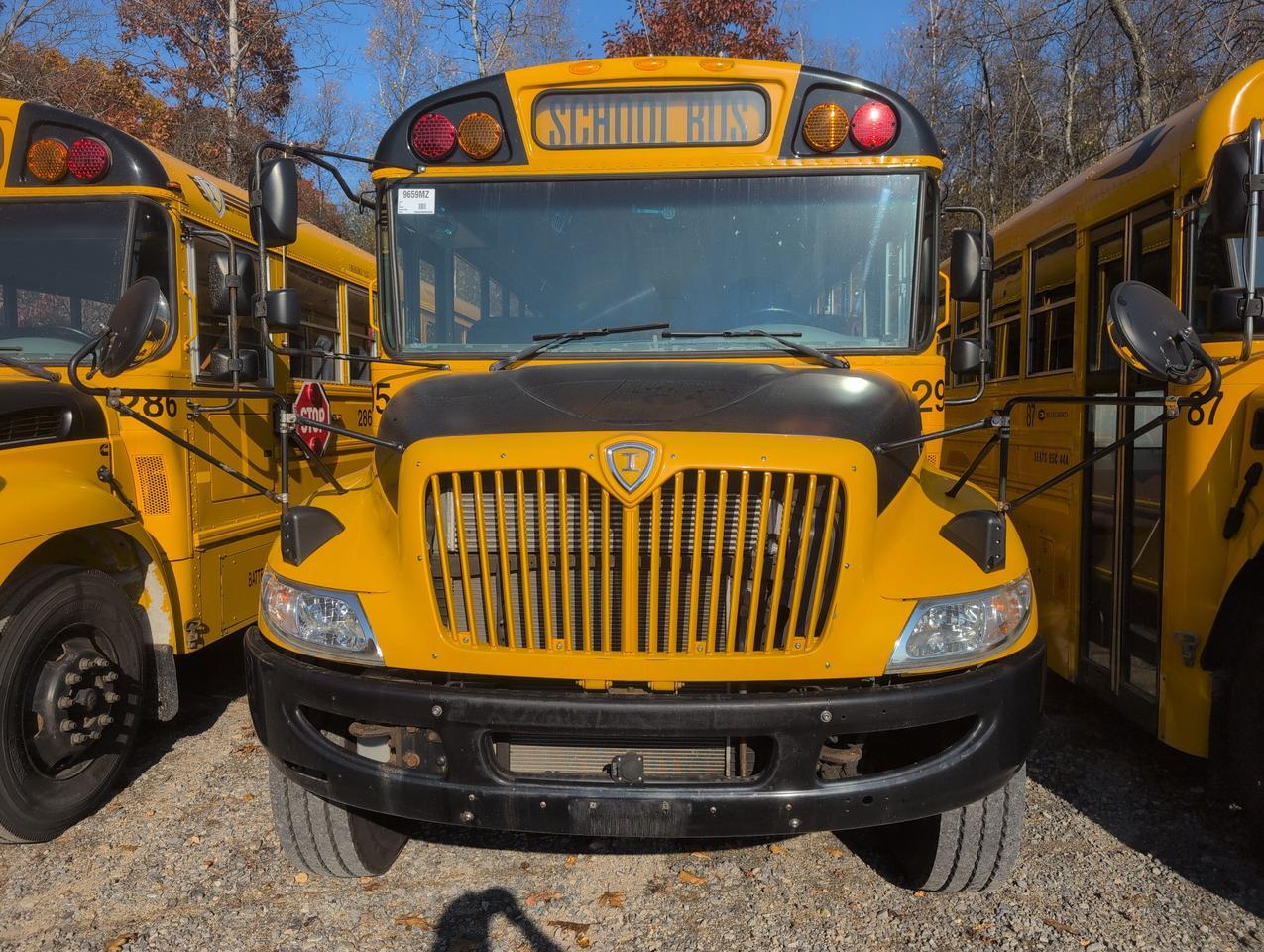 2019 IC INTERNATIONAL CE300