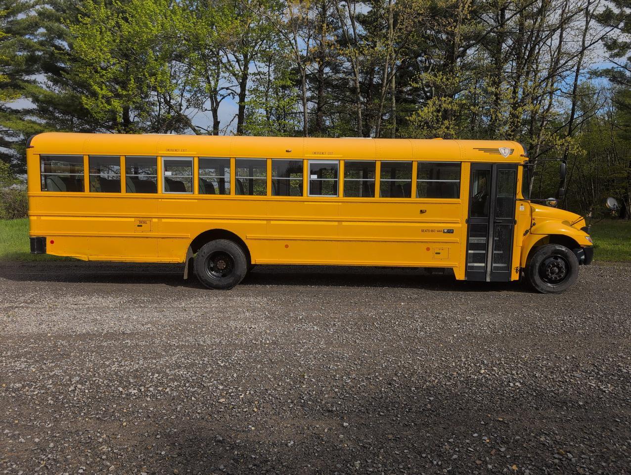 2019 IC INTERNATIONAL CE3000