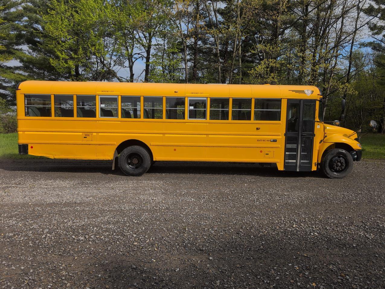 2019 IC INTERNATIONAL CE3000