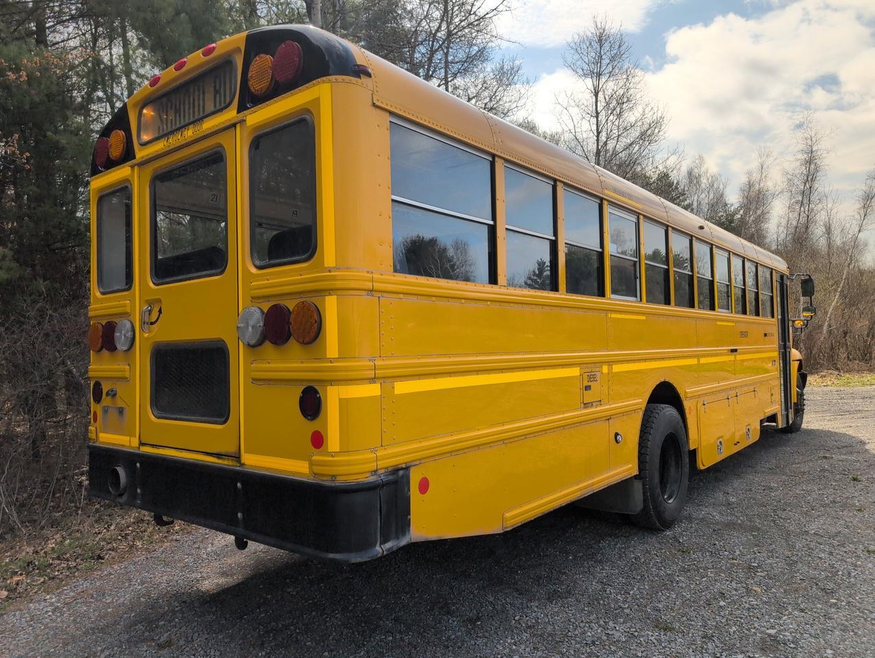 2019 IC INTERNATIONAL CE3000