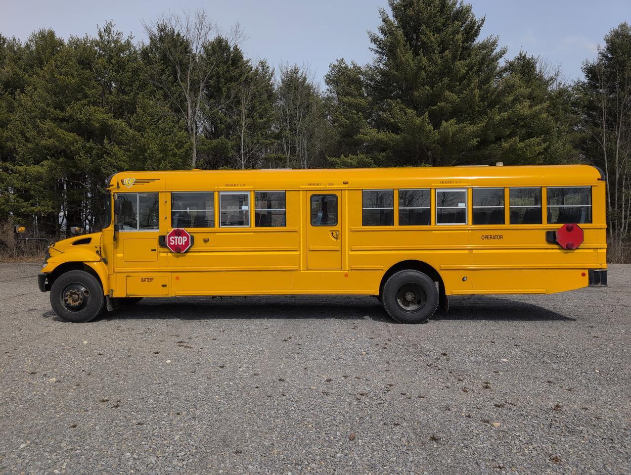 2019 IC INTERNATIONAL CE3000