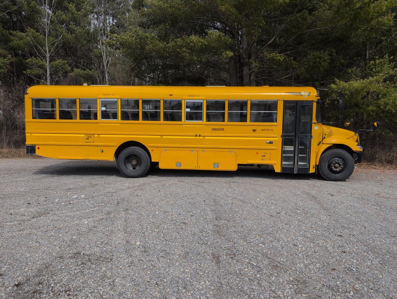 2019 IC INTERNATIONAL CE3000