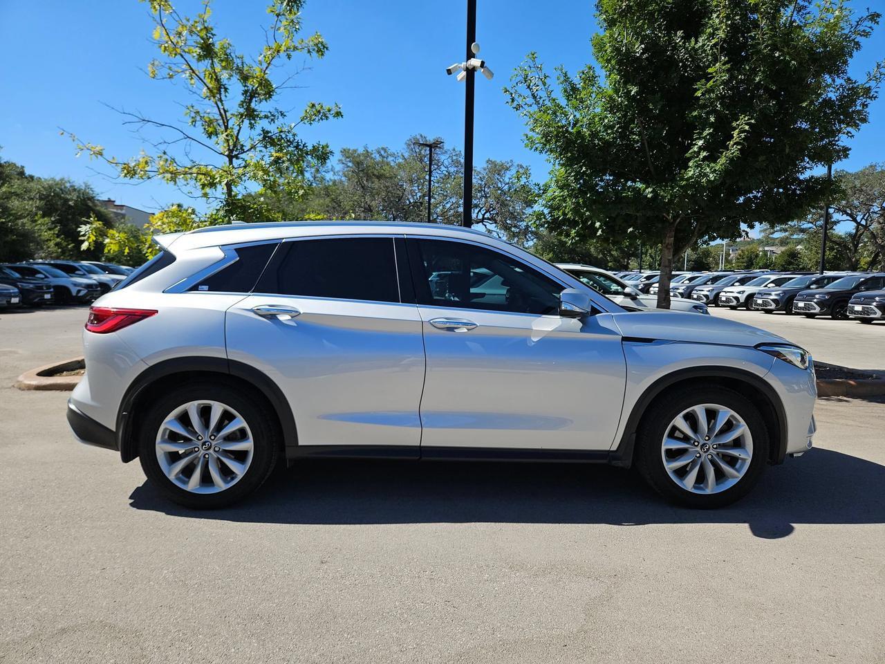 2019 INFINITI QX50 ESSENTIAL