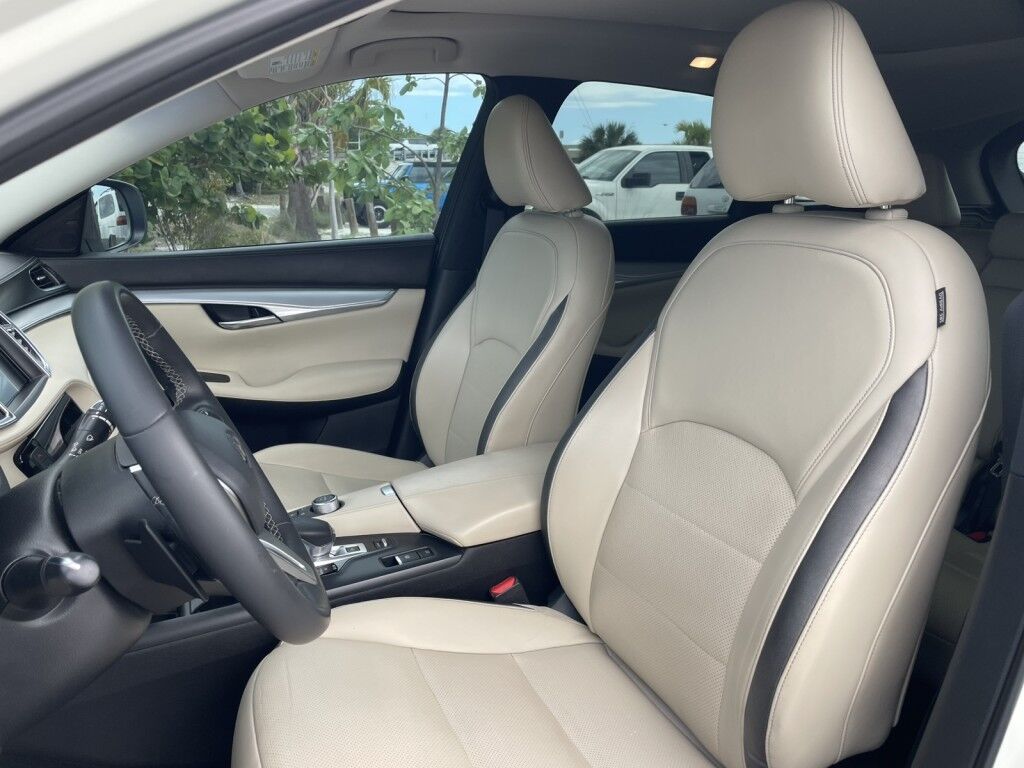 2019 INFINITI QX50 ESSENTIAL Sarasota FL